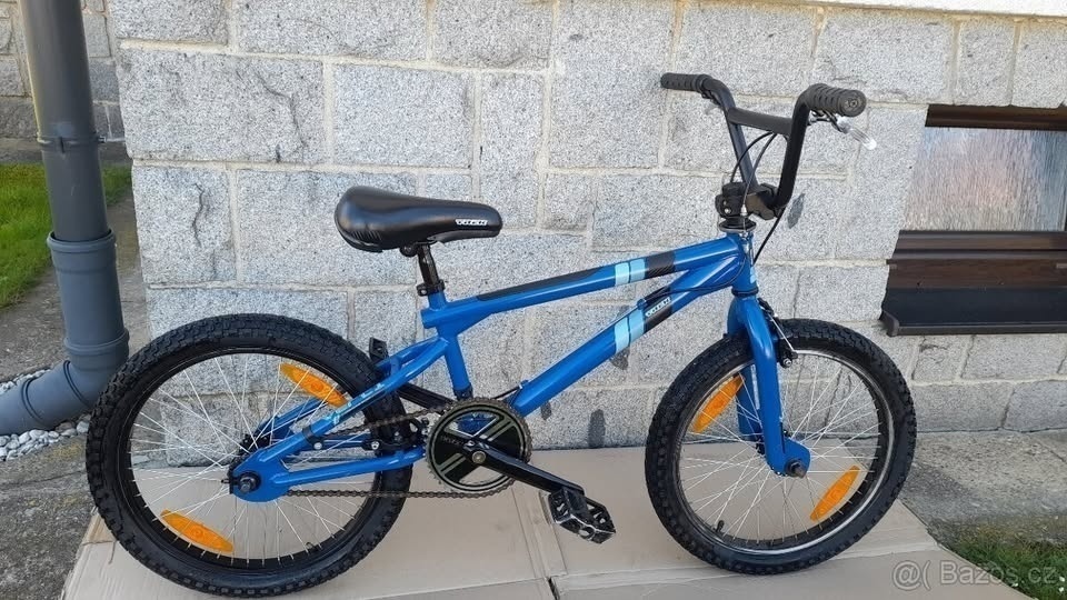 Freestyle kolo Trek Vert 1 - 7