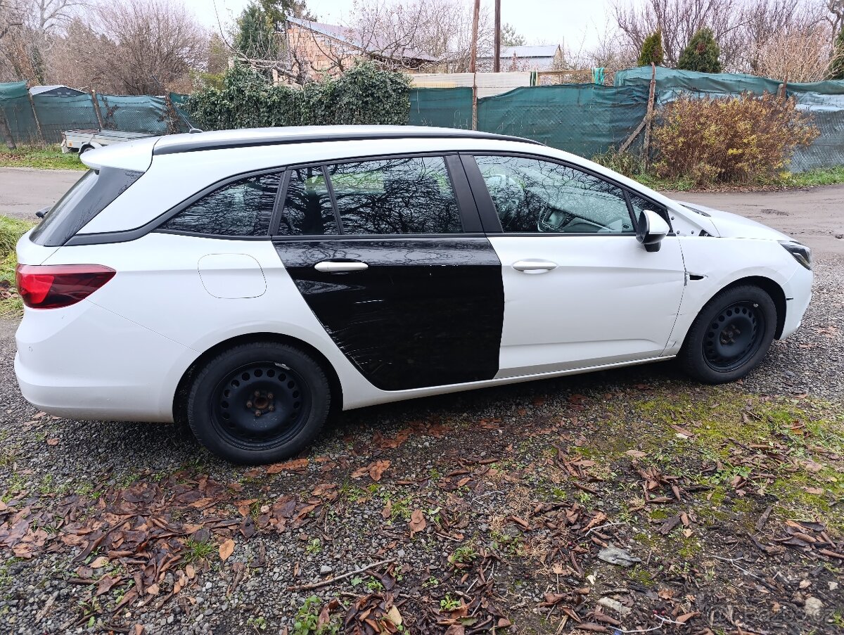 Opel Astra model K 2018 - 7