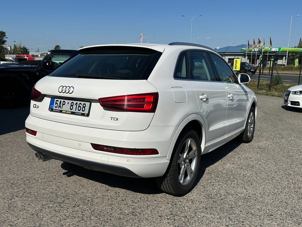 Audi Q3 2016 - 7