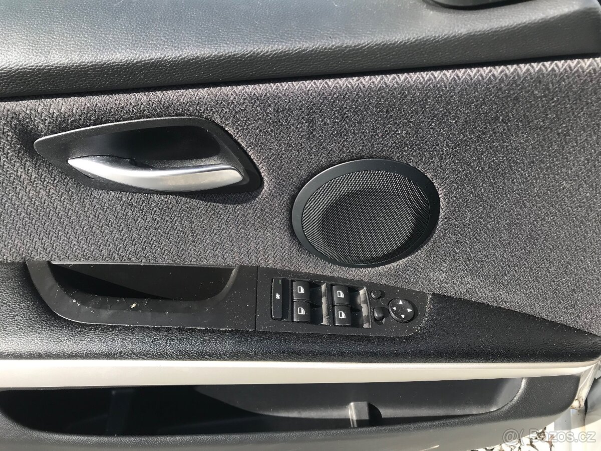 BMW Řada 3, 330 XD 180KW MANUÁL,FACELIFT.. - 7