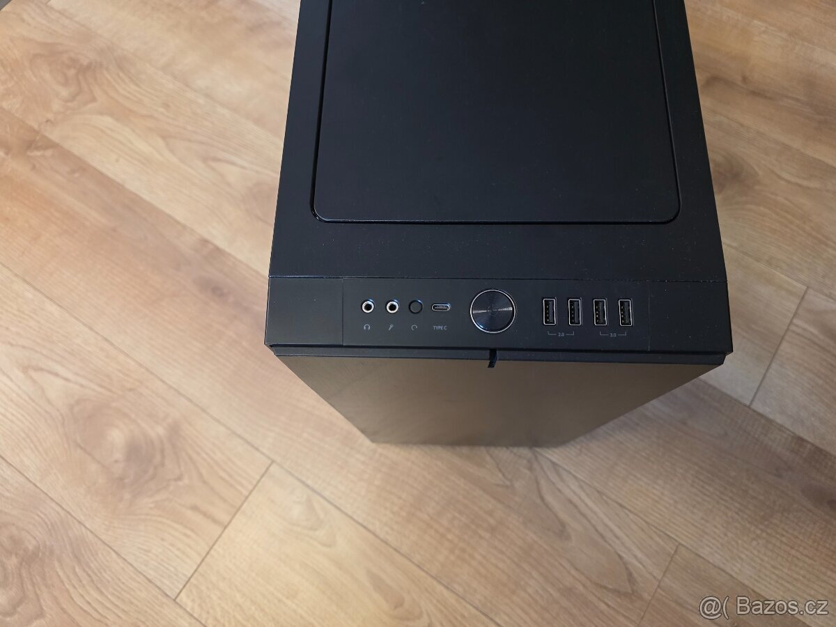 Fractal Design Define R6 USB-C - 7