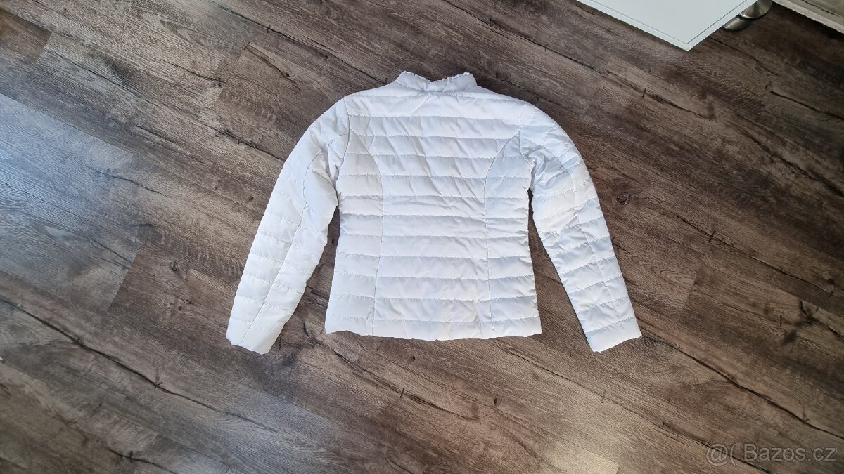 PROŠÍVANÁ BUNDA - S - 7