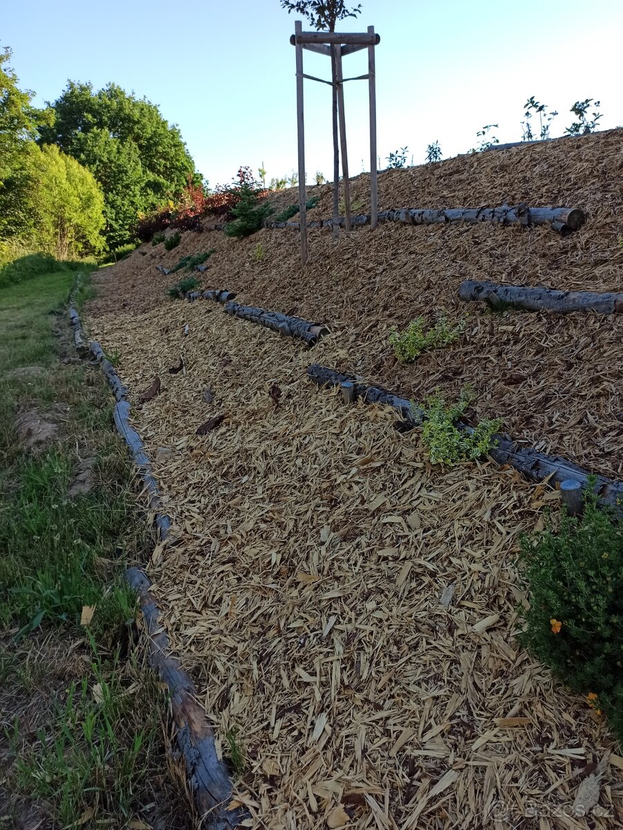 Mulčovací kůra, štěpky, frézované štěpky - 7