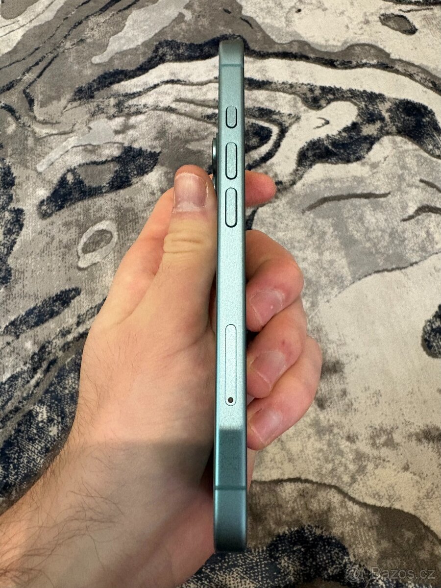 iPhone 16 256GB (100% baterie, v záruce) - 7