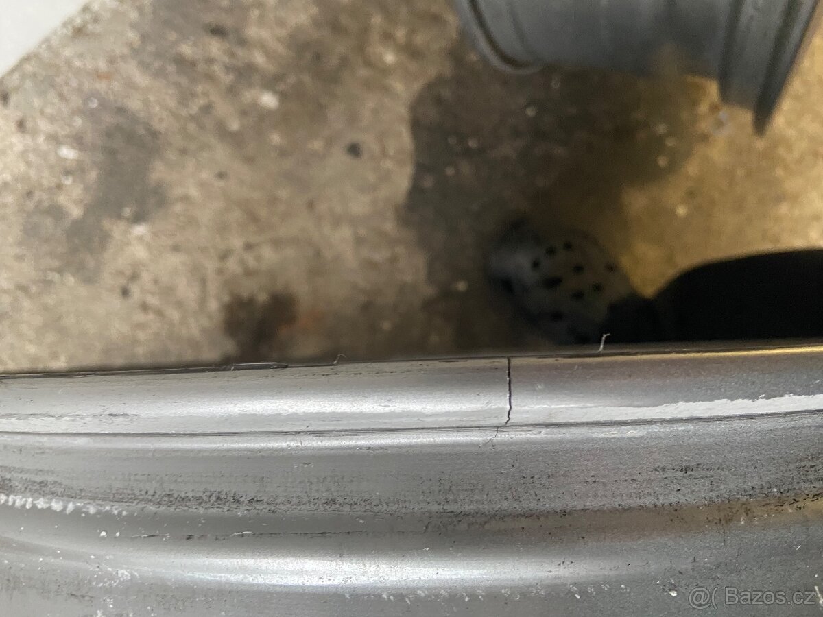 Alu kola Alutec Ikenu 5x112, R20 - 7