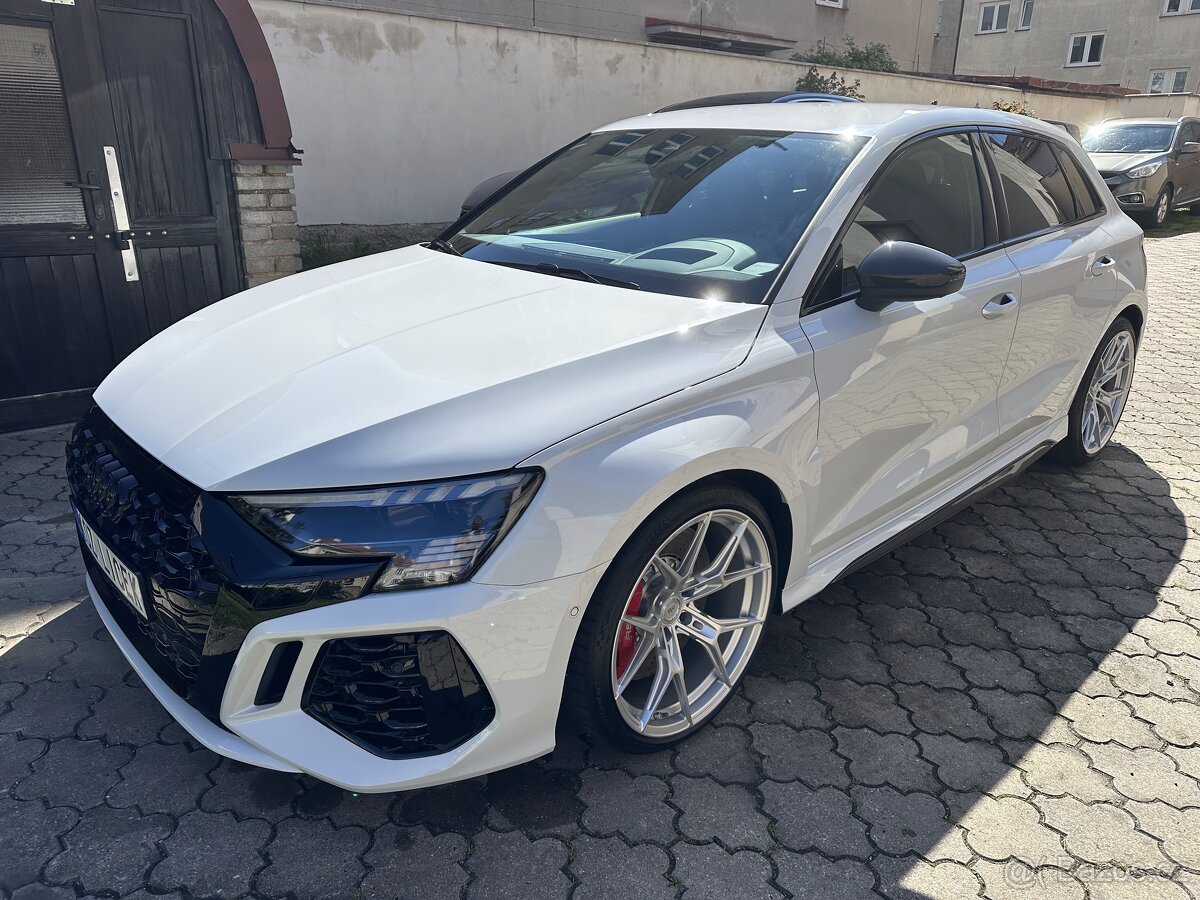 Audi RS3 8Y - Odpočet DPH - Eventuri - Akrapovič - 7