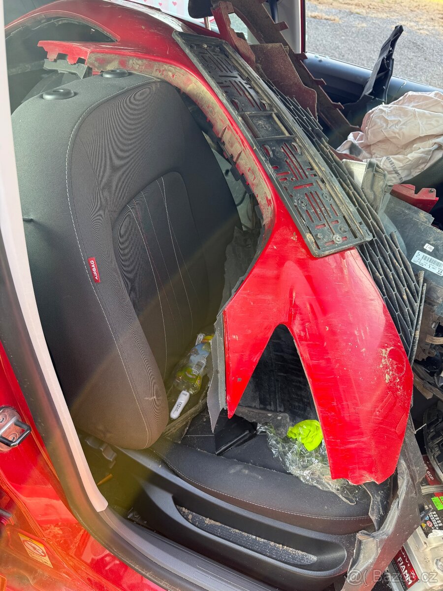 Prodám Seat Ibiza 1.4, 16V, 63kw na ND - 7