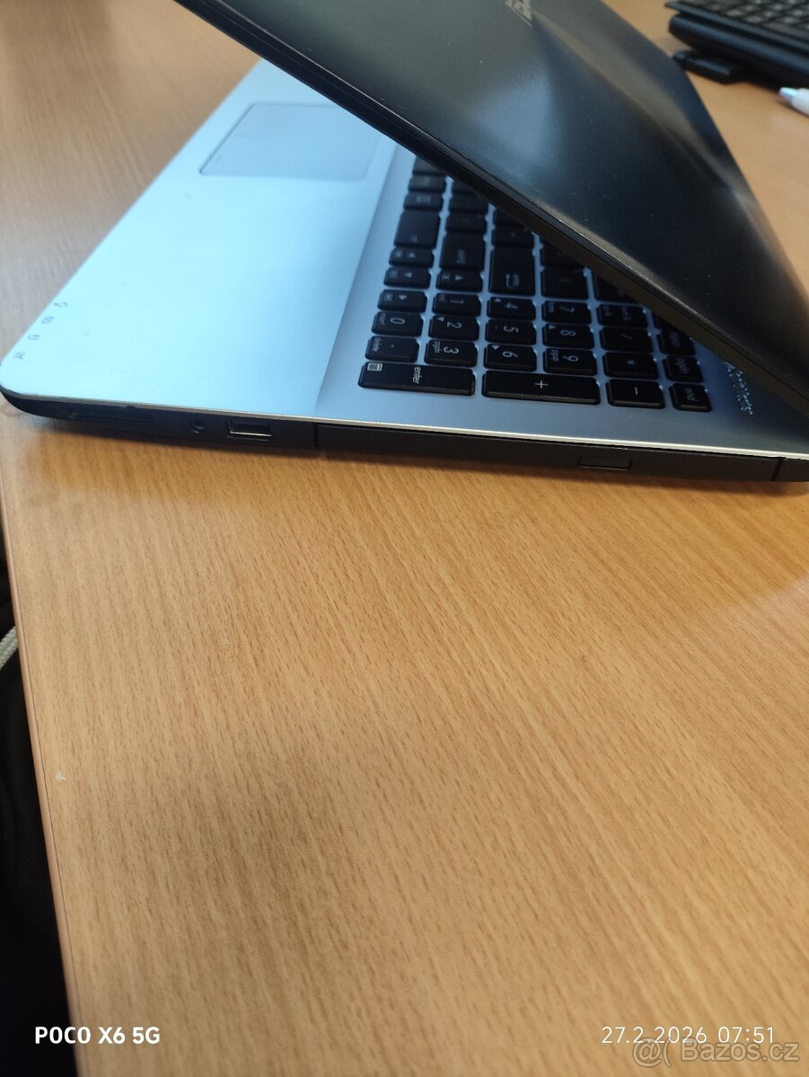 Herní notebook Asus - 7
