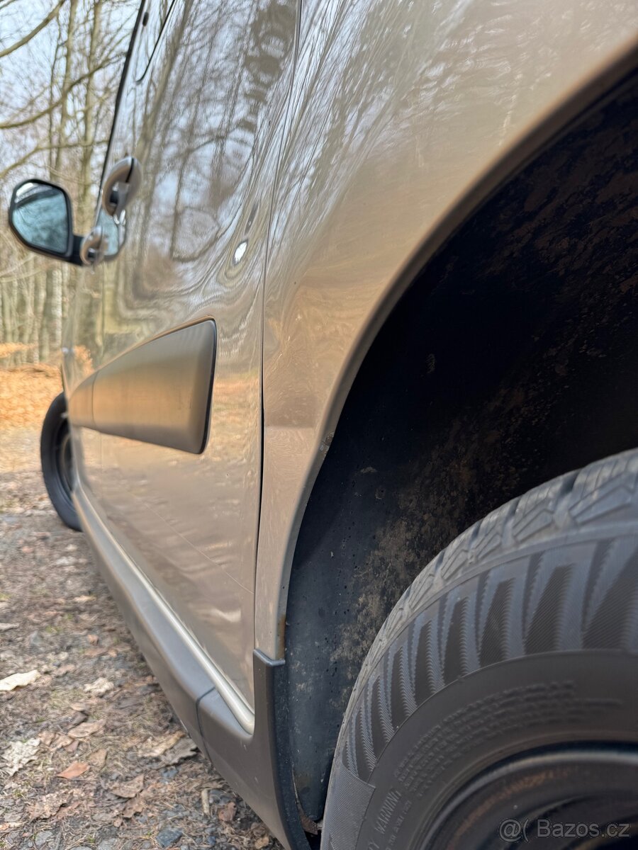 Peugeot Partner Tepee 1.6 hdi - 7