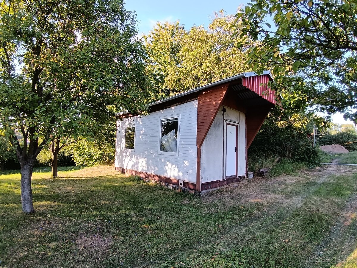 🏡 Prodej zahrady 1026 m² se zahradním domkem a studnou - 7