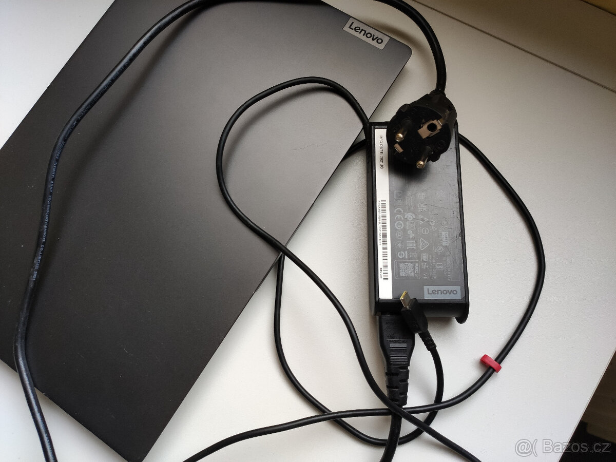 14" ultrabook Lenovo Intel i7-1165G7. Sleva 500 Kč je možná - 7