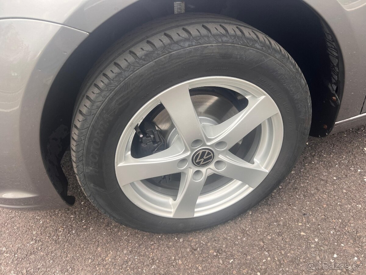 Volkswagen Touran 1.4 TSI DSG - 7