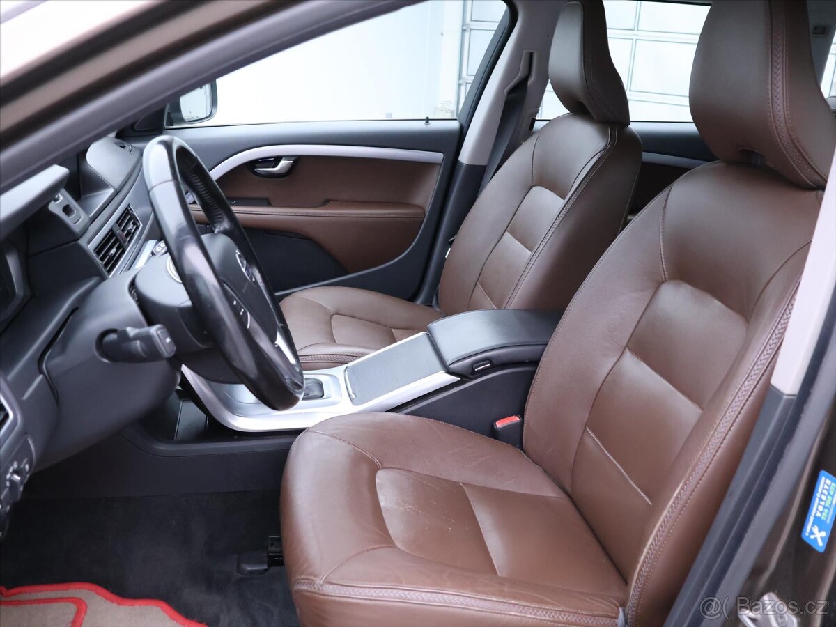 Volvo XC70 2,4 D4 133kW Aut. AWD Summum (2016) - 7