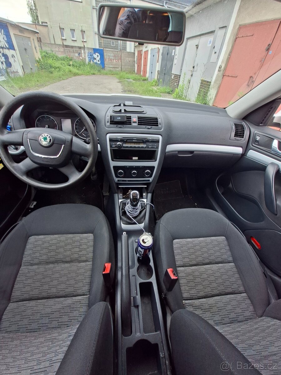 Škoda Octavia II FaceLift - 7