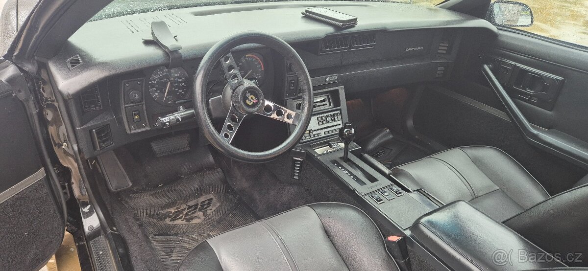 Chevroler Camaro Z28 IROC V8 Targa - 7