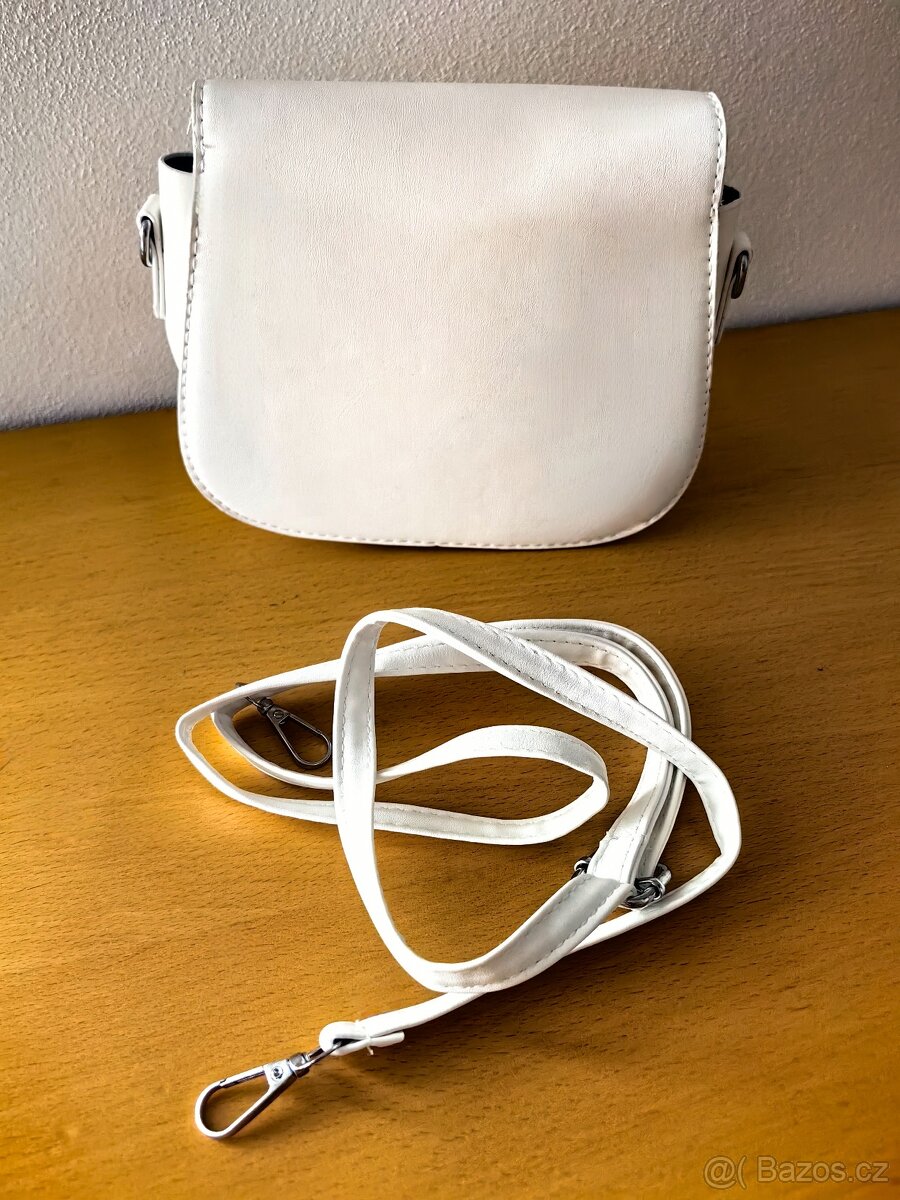 Nová bílá nebo černá kabelka - 7