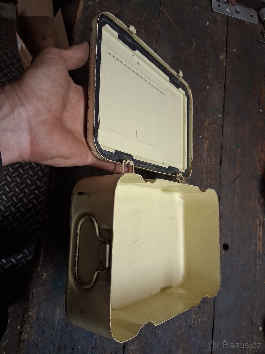 Autolékárnička Německo - 7