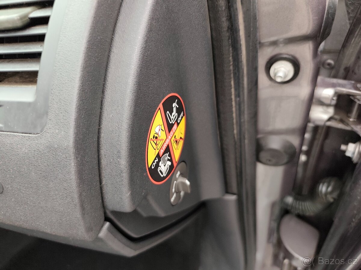 Renault Megane 1,6 i 16V - 7