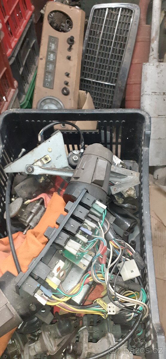 Náhradní díly - 7