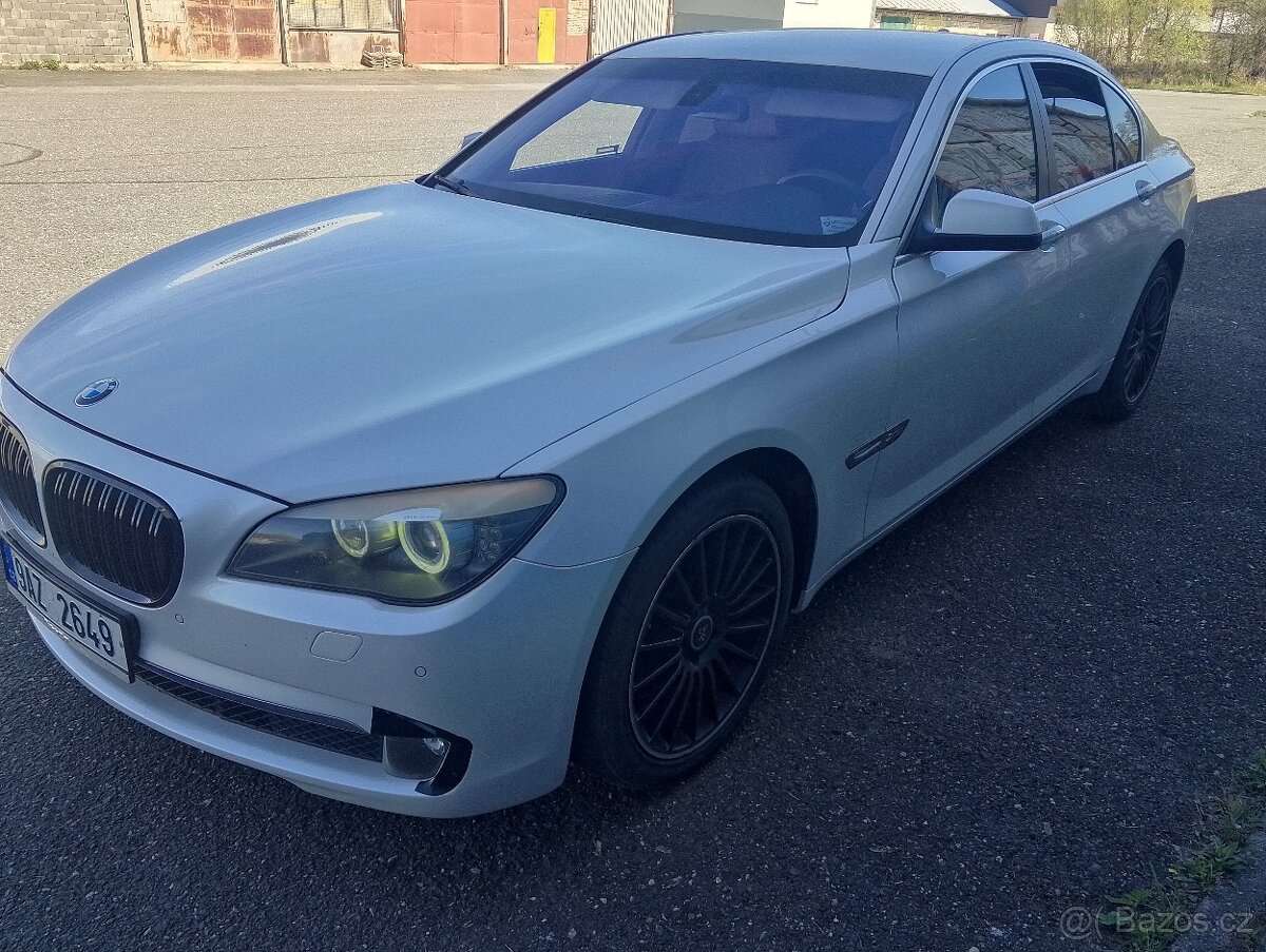 BMW 740D 3,0 tdi - 7