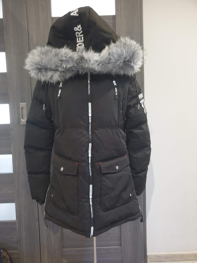 Krásná delší zimní bunda na hory - 7