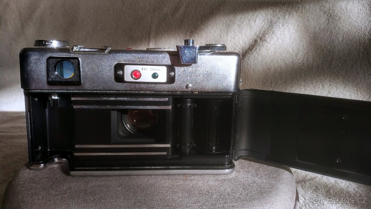 Yashica Electro 35 1:1,7 45 mm dálkoměrný fotoaparát - 7