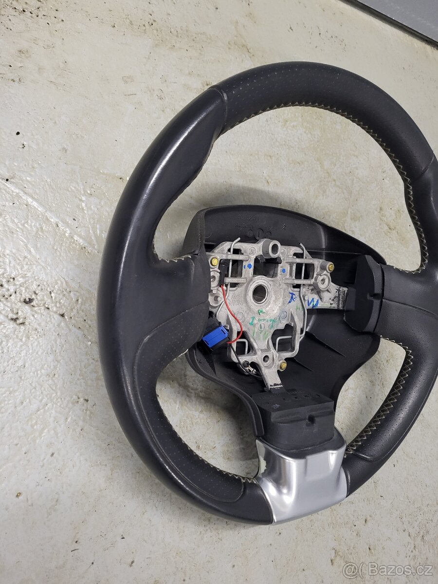 Kožený volant Citroen C3 Picasso - 7