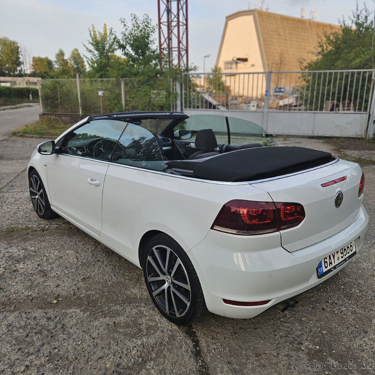 Prodám golf VI cabrio 2.0TDI - 7
