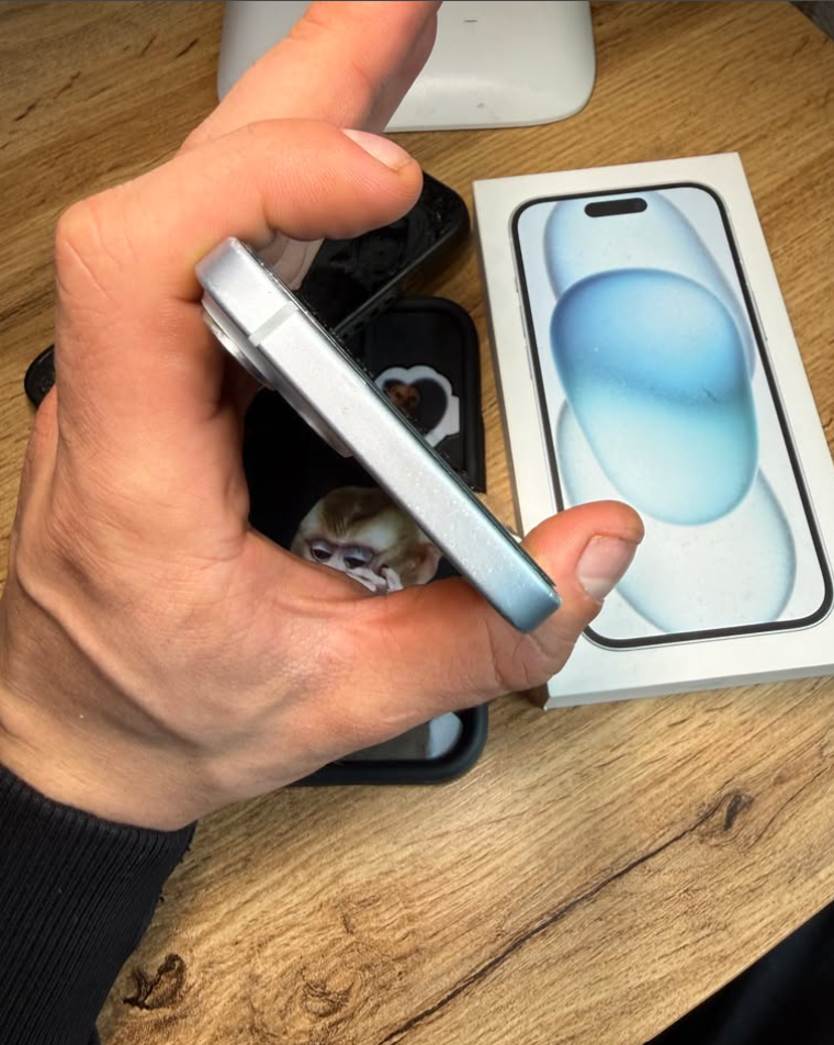iPhone 15 128GB modrá - 7