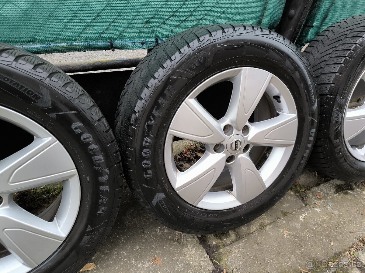 Alu kola Volvo XC40 5x108 r17 Originál,pneu zimní 235/60 - 7