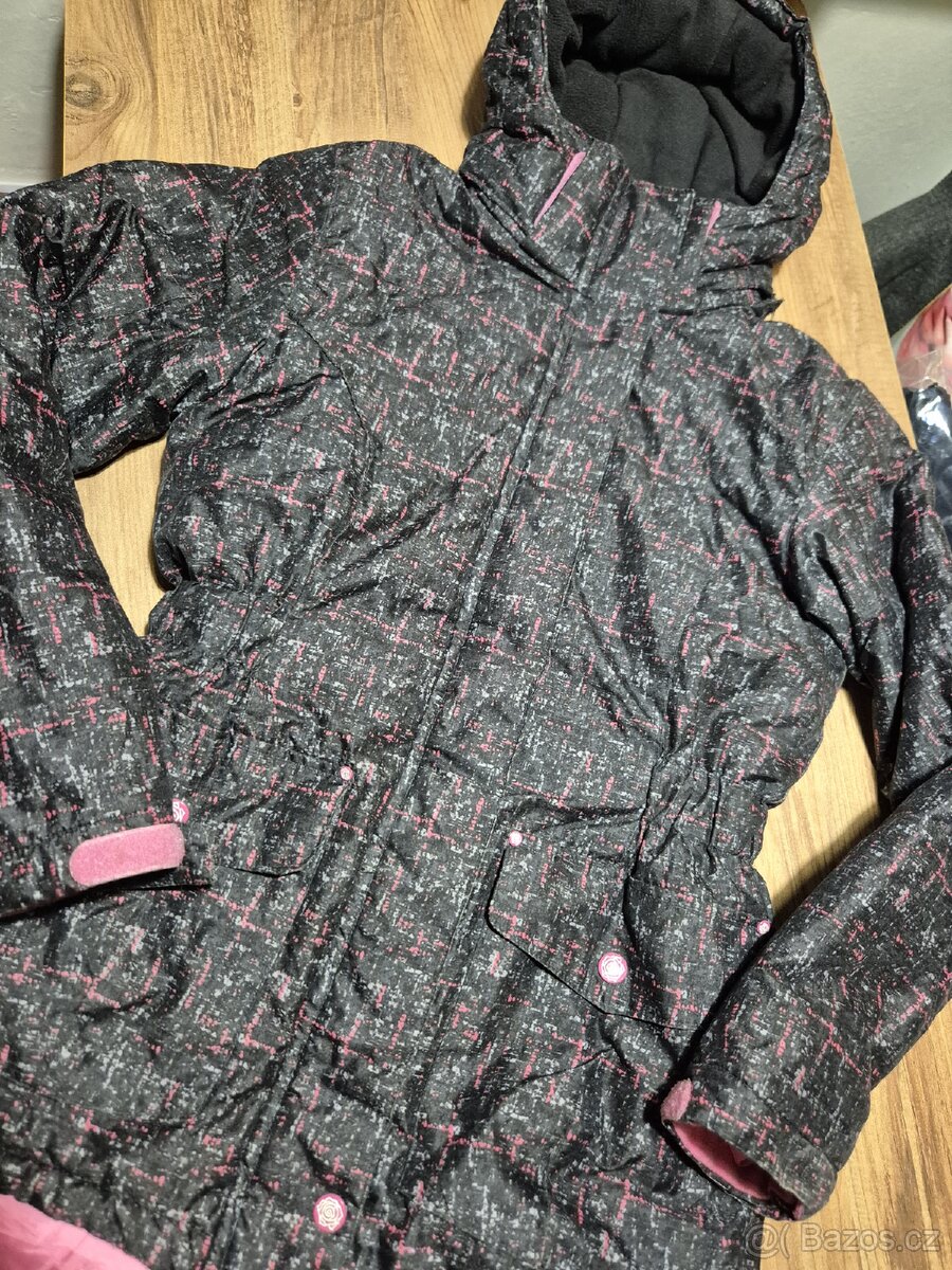 Zimní bunda velikost 164, 3x nákrčník, čepice a rukavice - 7