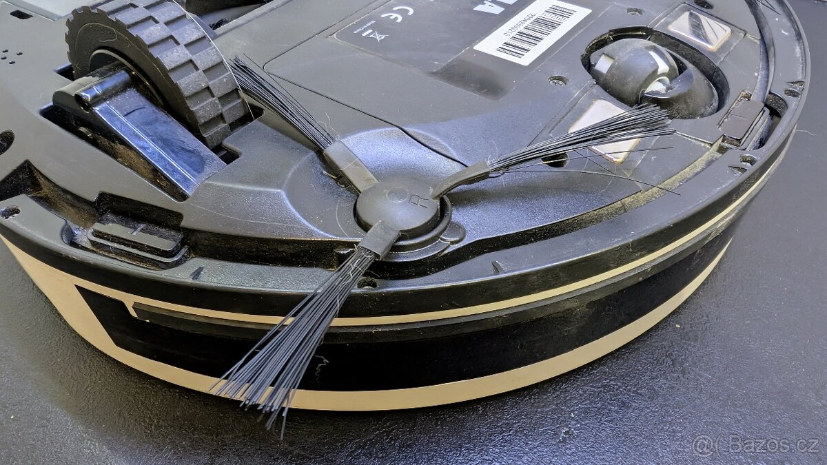 Robotický Vysavač TESLA - 7