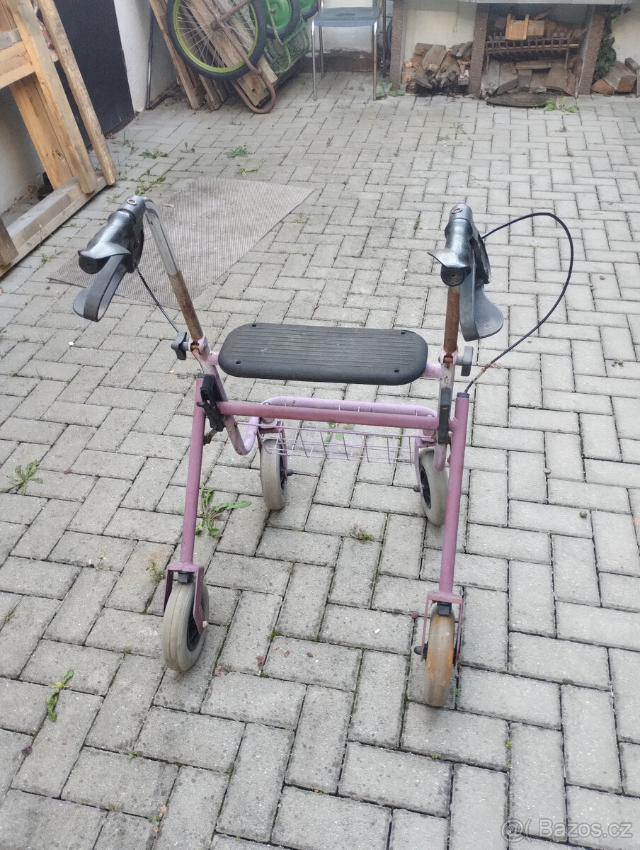 Chodítko 2x a ostatní - vysoké již není - 7