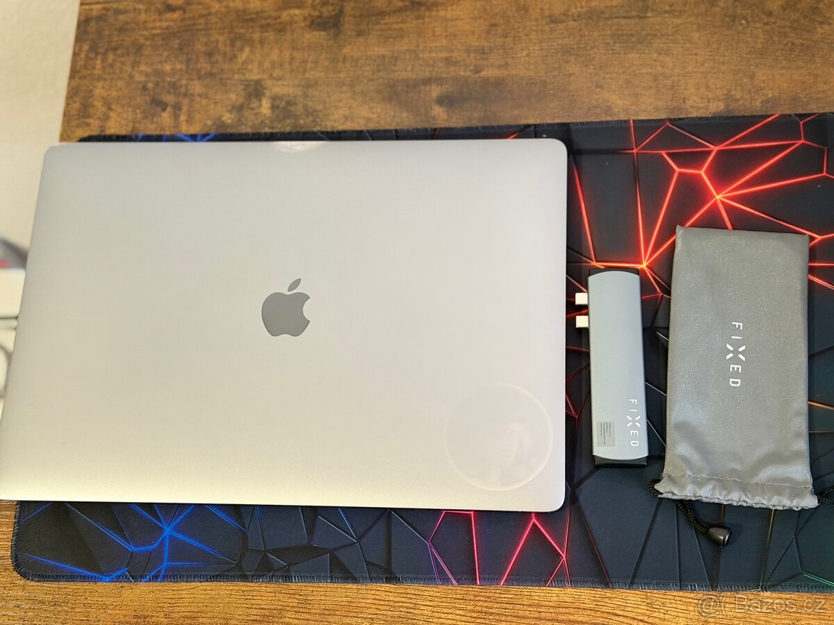 Prodám Apple MacBook PRO 13,3 - 7