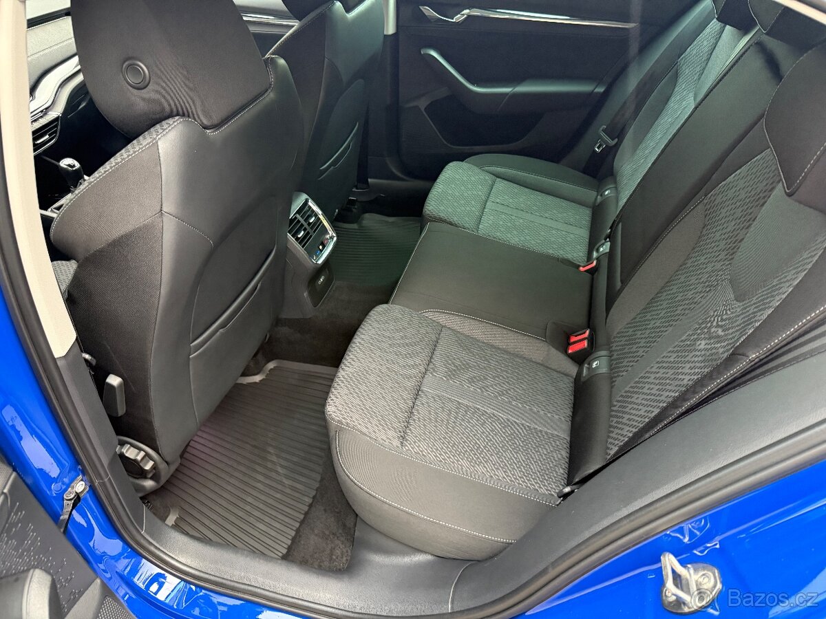 PRONÁJEM VOZIDLA SKODA OCTAVIA STYLE 2.0 TDi, R.V.2023, NA T - 7