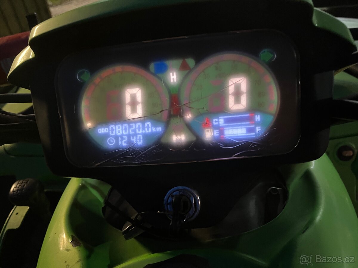 Prodám čtyřkolku Cf moto - 7