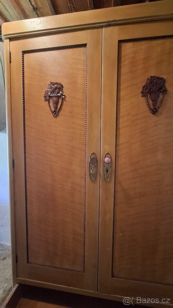 Ložnice na chalupu, dekorativní prvky, starožitná - 7