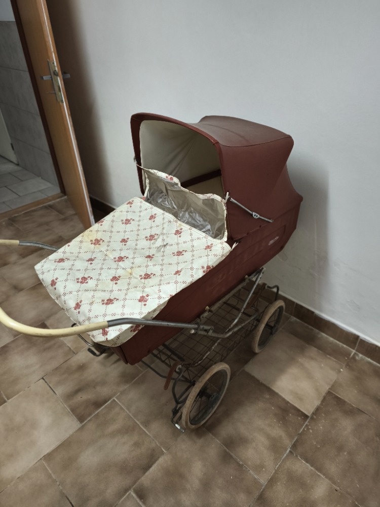 Retro kočárek Liberta hnědá - 7