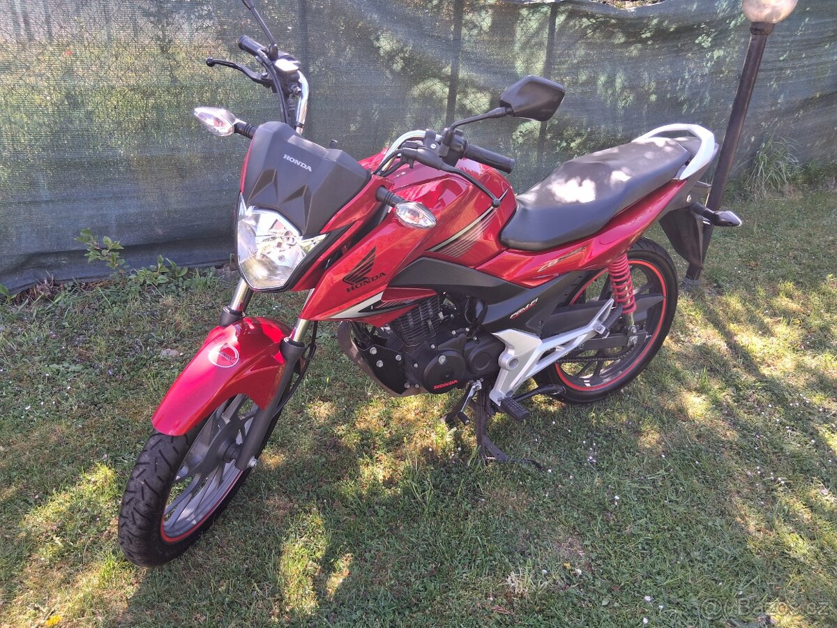 Honda CB 125 F - 7