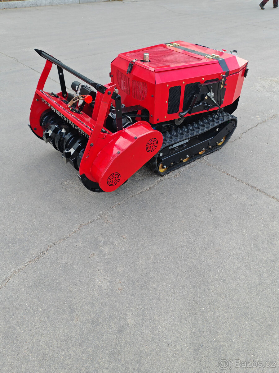 RC lesni fréza zaběr 80cm ,pásový podvozek diesel - 7
