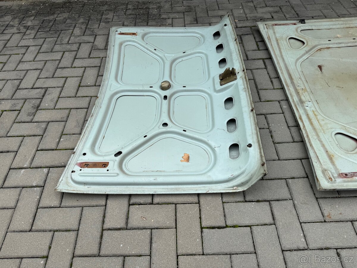 Volha Gaz 24 , přední kapota- zadní víko kufru - 7