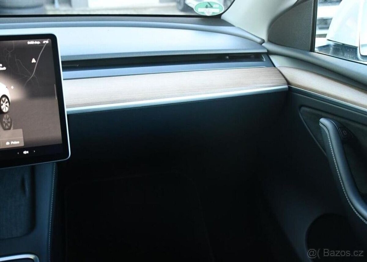 Tesla Model Y RWD PANO 35tis.KM 97%SoH - 7