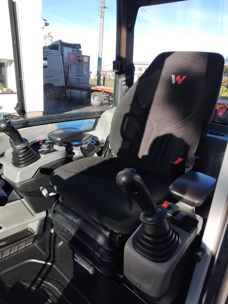 Minibagr Wacker Neuson ET42 - 7