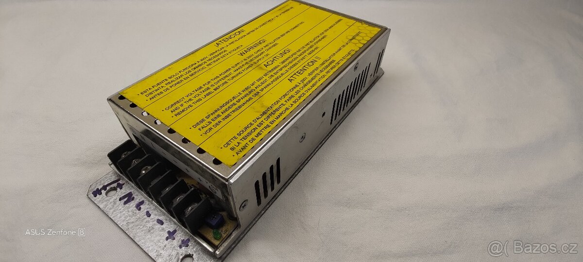 Napájecí stabilizovaný zdroj - 7