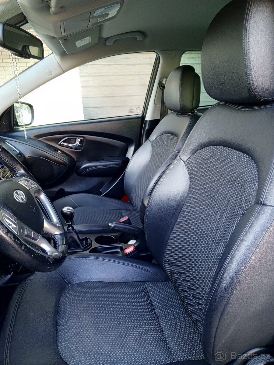 Hyundai ix35 2.0 CRDi Trikolor 4x4 - 7