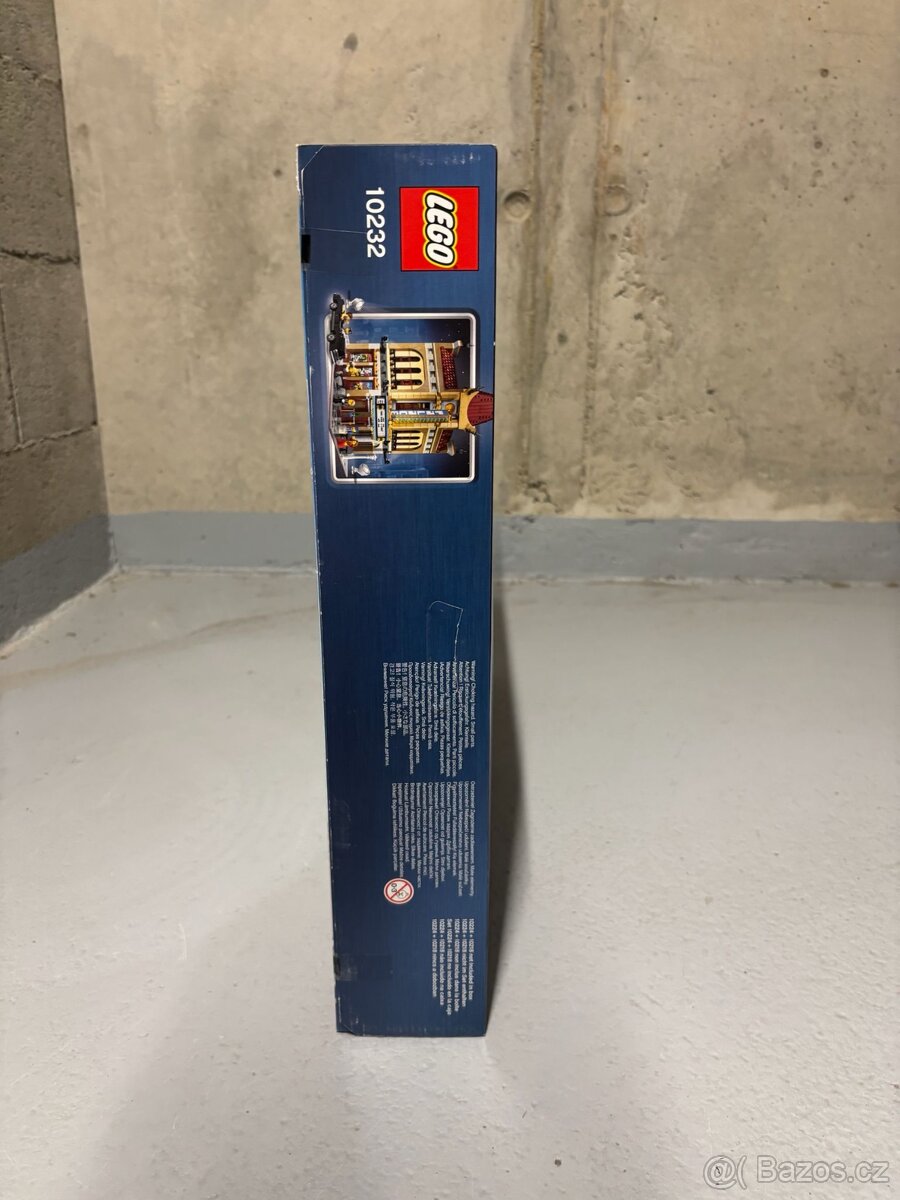 LEGO Creator Palace Cinema 10232 - 7