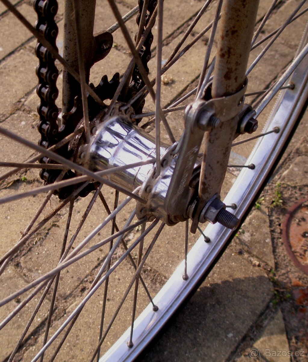 Invalidní tříkolka. - 7