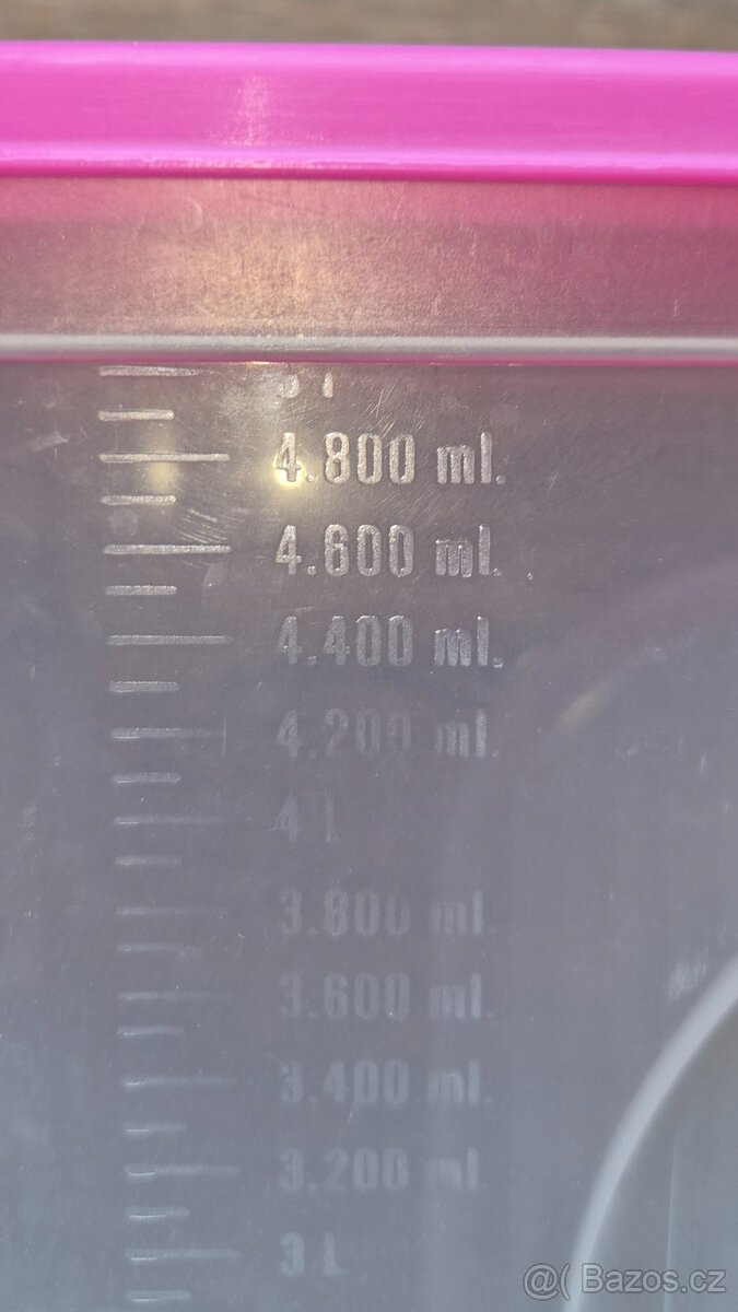 Plastove dozy 6ks - 7