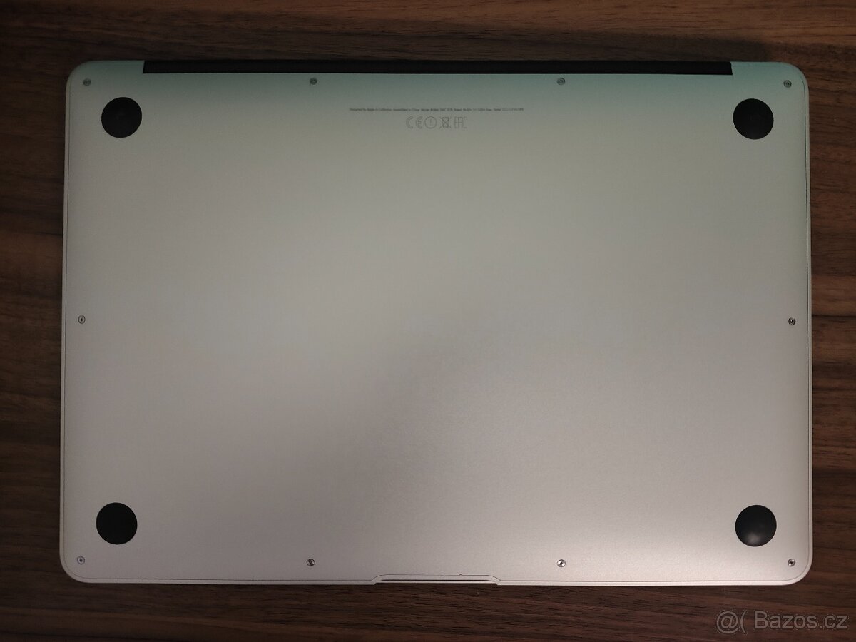 MacBook Air 2017 | i5 • 8GB • 128GB - 7