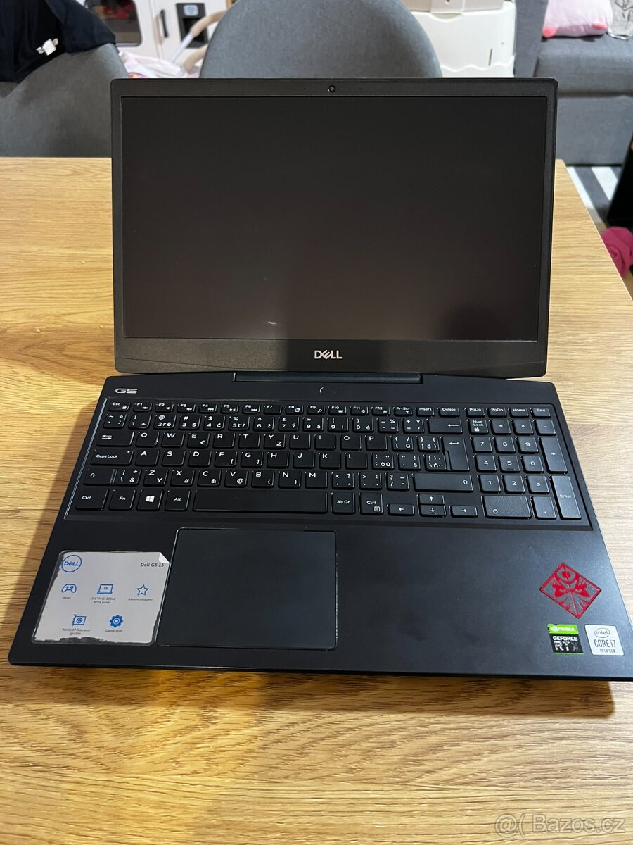 Herní notebook DELL G5 (5500) - 7